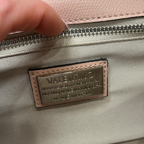 Valentino Cocotte Rose Pink Leather Silver Rockstud Envelope Shoulder Bag $895 - Picture 10 of 16